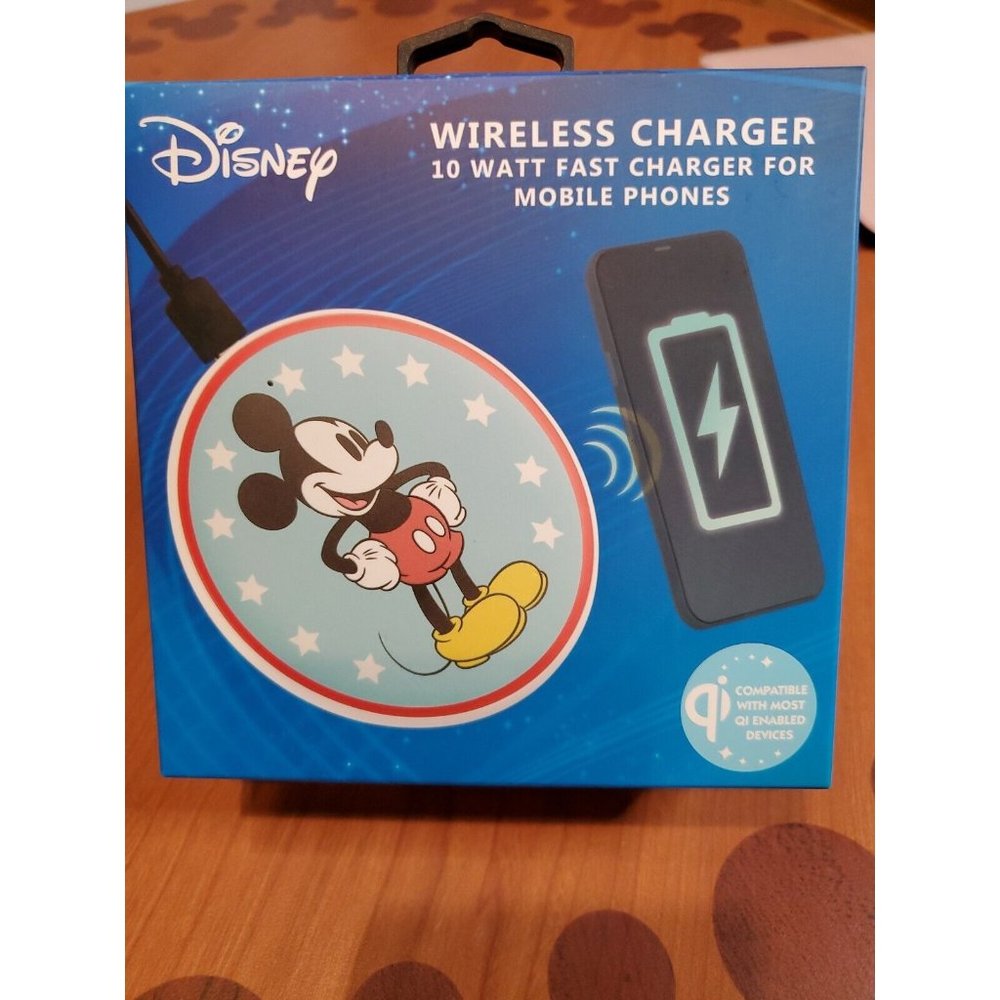 Disney Mickey Mouse Wireless Charger for Mobile Phones 10 watt fast charger